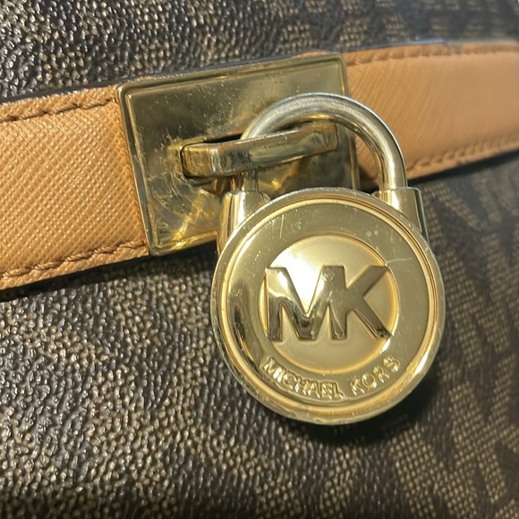 Michael kors cross body - Picture 5 of 8
